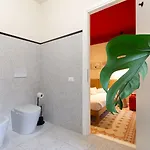 ゲストハウス Domusfebo Sangiovannisuites 4*