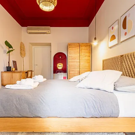 Гостевой дом Domusfebo Sangiovannisuites Рим