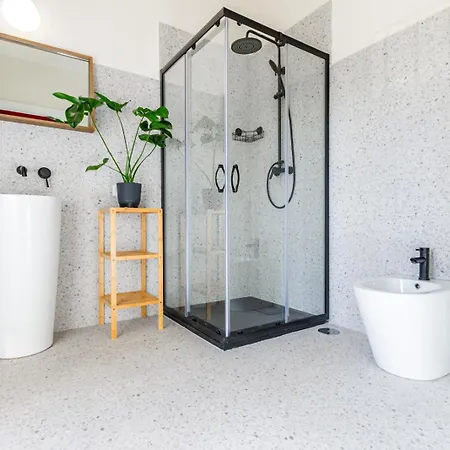 Domusfebo Sangiovannisuites Гостевой дом 4*