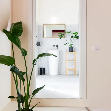 Domusfebo Sangiovannisuites 4* Рим