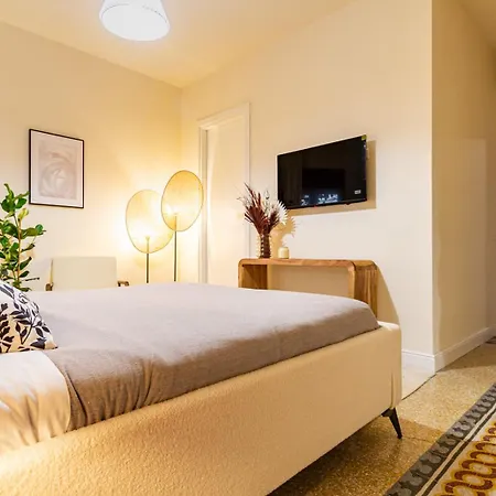 Domusfebo Sangiovannisuites Рим