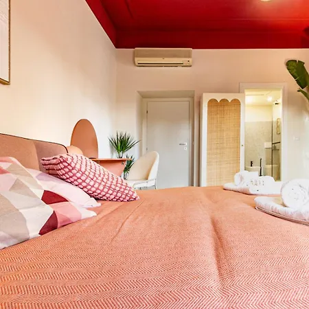 Domusfebo Sangiovannisuites Гостевой дом Рим