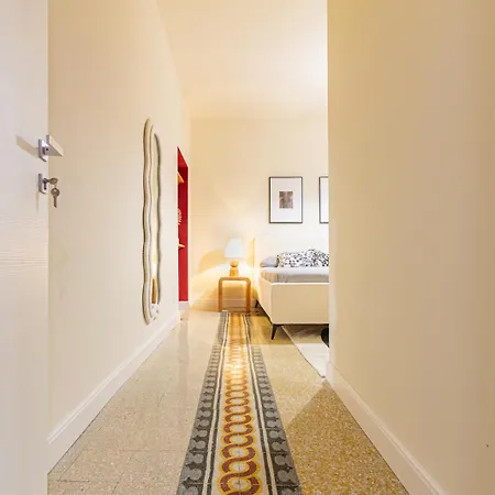 Domusfebo Sangiovannisuites