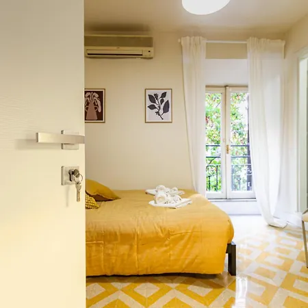 Гостевой дом Domusfebo Sangiovannisuites