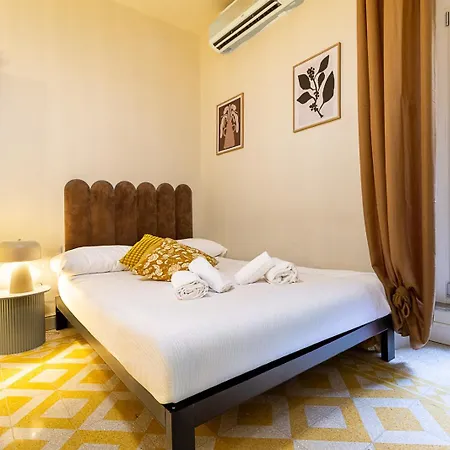 Affittacamere Domusfebo Sangiovannisuites 4*