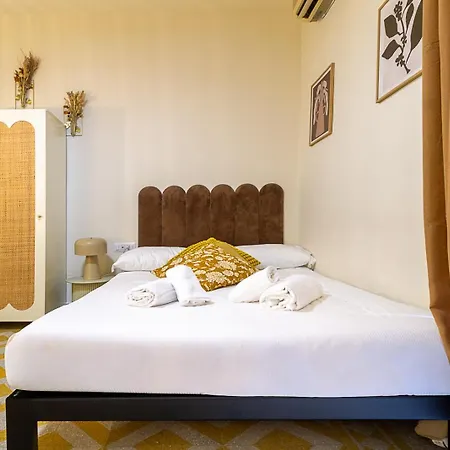 Domusfebo Sangiovannisuites Guest house Rome