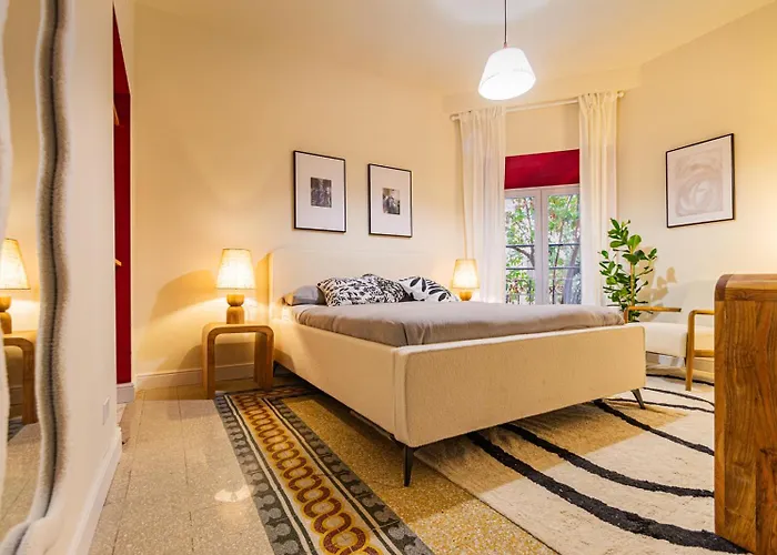 Domusfebo Sangiovannisuites Affittacamere Roma